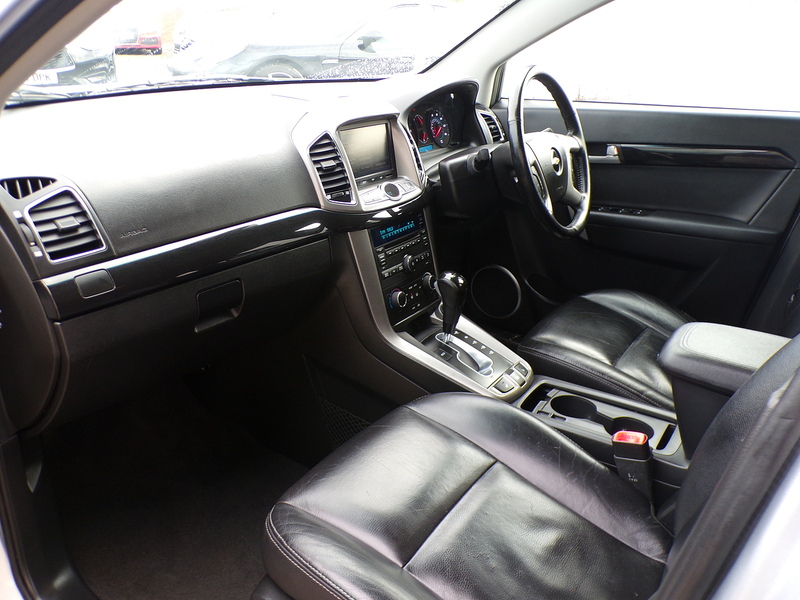 Chevrolet Captiva VCDi LTZ - U1818
