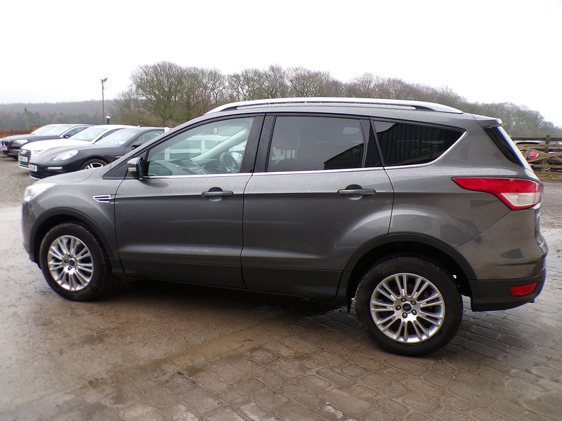 Ford Kuga TDCi Titanium - U1824