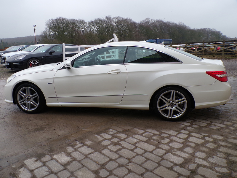 Mercedes-Benz E Class E350 CGI V6 BlueEfficiency Sport - U1827