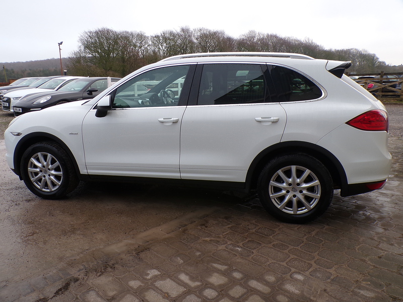 Porsche Cayenne TD V6 - U1828
