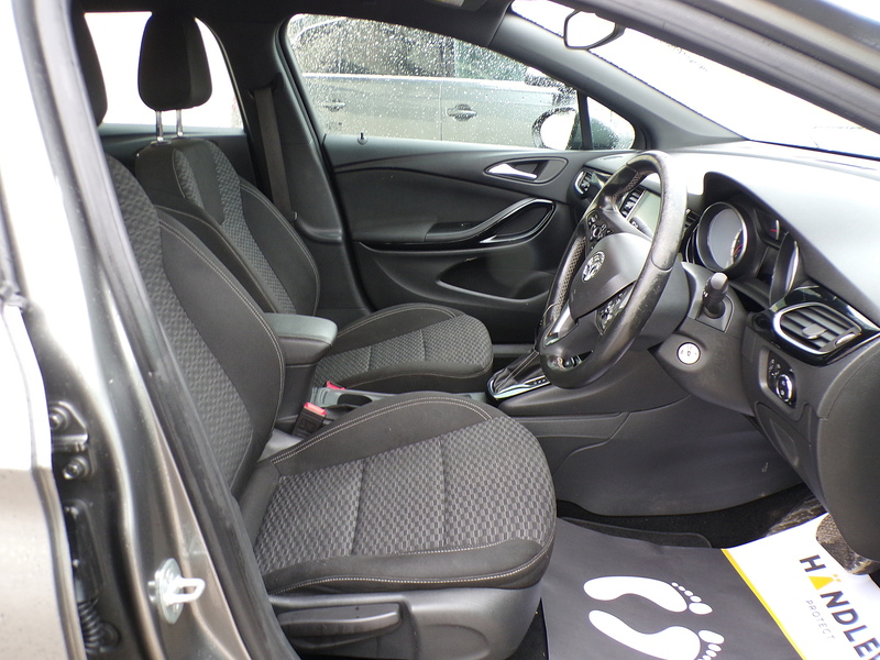 Vauxhall Astra CDTi SRi Nav - U1830