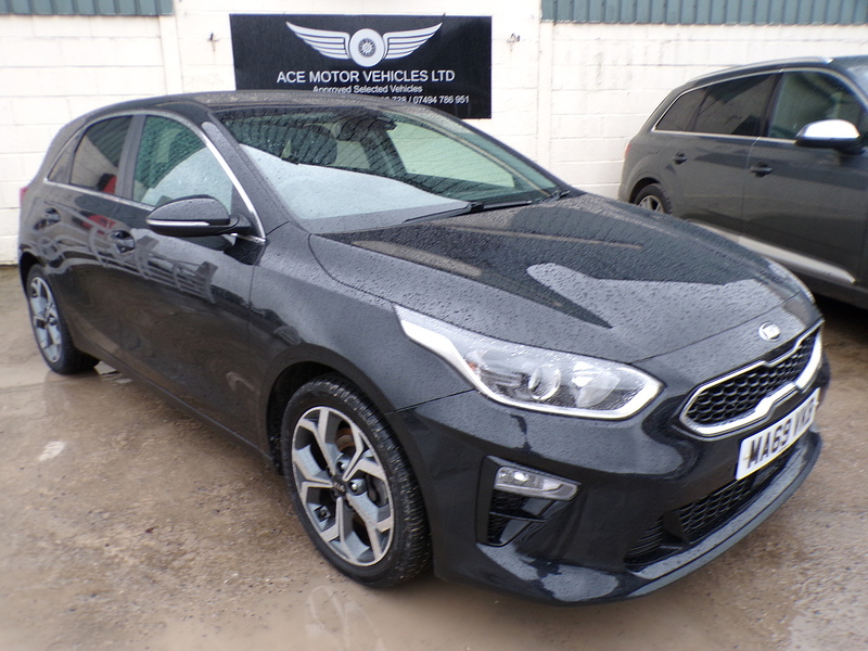 Kia Ceed T-GDi 3 - U1833