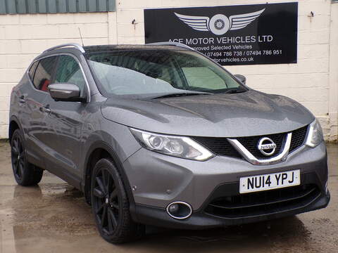 Nissan Qashqai 2.0 TDCi Titanium SUV 5dr Diesel Manual 2WD Euro 5 (140 ps)