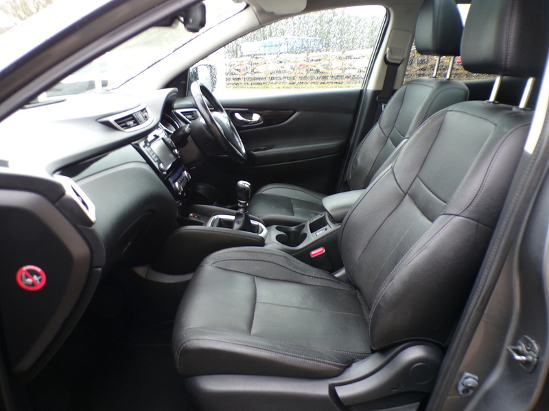 Nissan Qashqai dCi Tekna - U1836