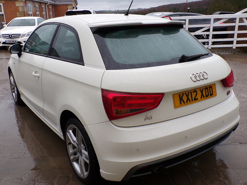 Audi A1 TDI S line - U1840