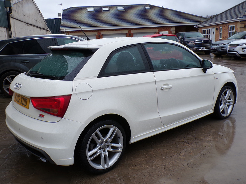 Audi A1 TDI S line - U1840