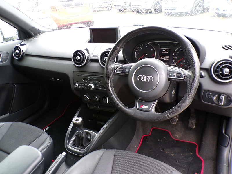 Audi A1 TDI S line - U1840