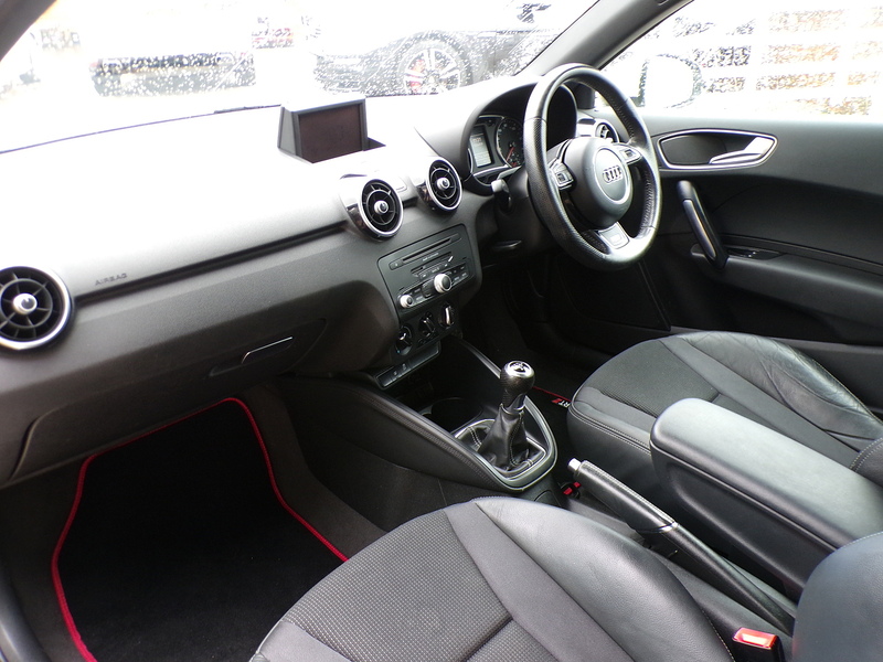 Audi A1 TDI S line - U1840