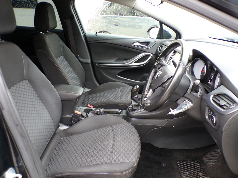 Vauxhall Astra CDTi ecoFLEX Tech Line - U1842