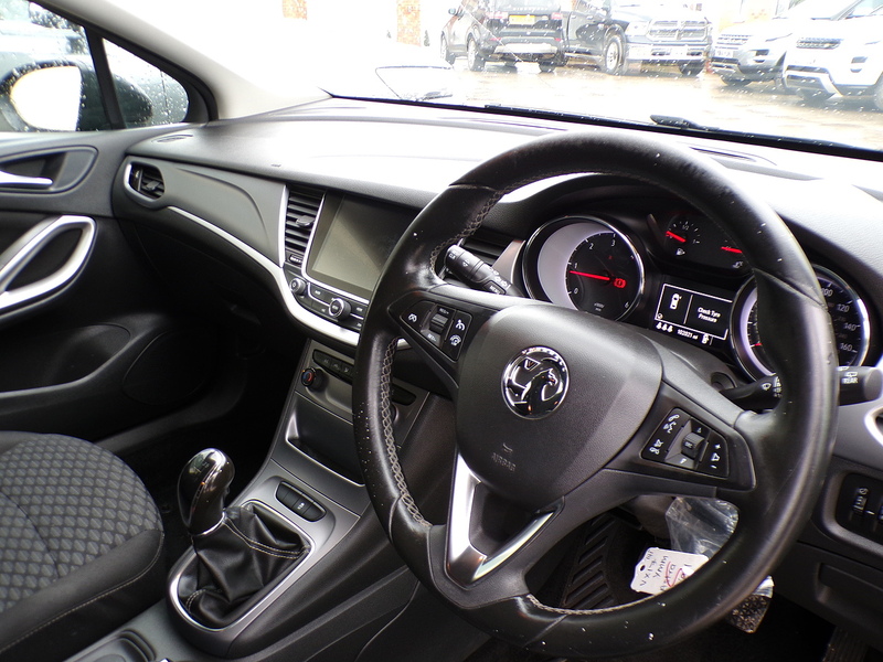 Vauxhall Astra CDTi ecoFLEX Tech Line - U1842