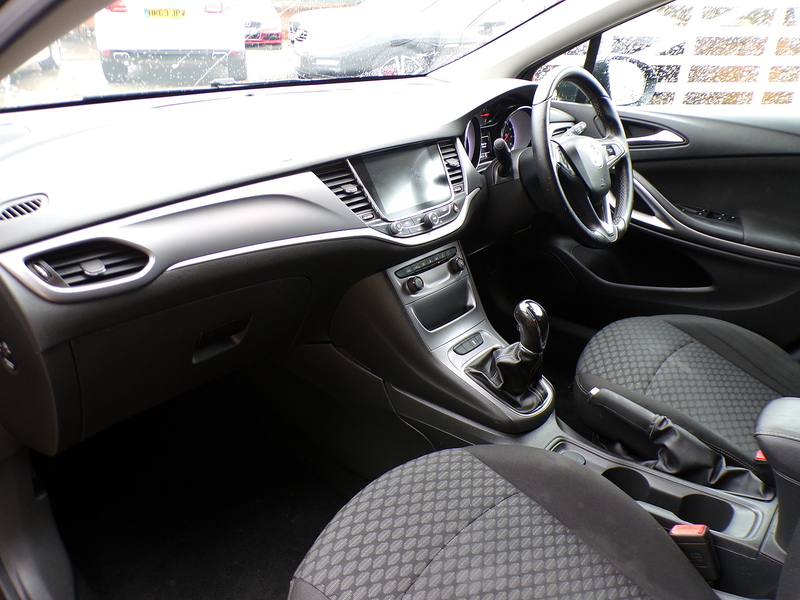 Vauxhall Astra CDTi ecoFLEX Tech Line - U1842