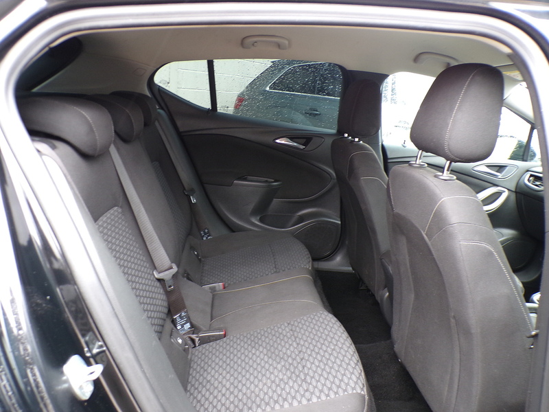 Vauxhall Astra CDTi ecoFLEX Tech Line - U1842