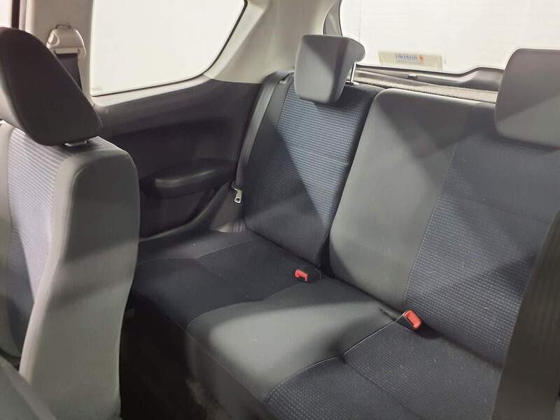 Suzuki Swift GLX - U1848