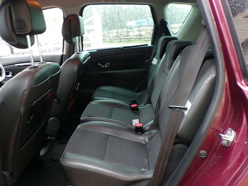 Renault Scenic dCi Dynamique TomTom - U1849