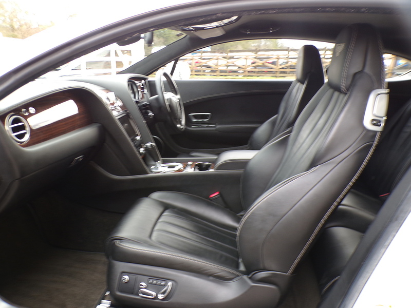 Bentley Continental V8 GT - U1852