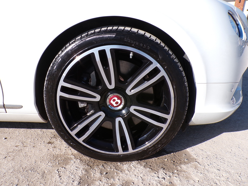 Bentley Continental V8 GT - U1852