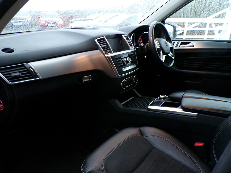 Mercedes-Benz M Class ML250 BlueTEC AMG Sport - U1853