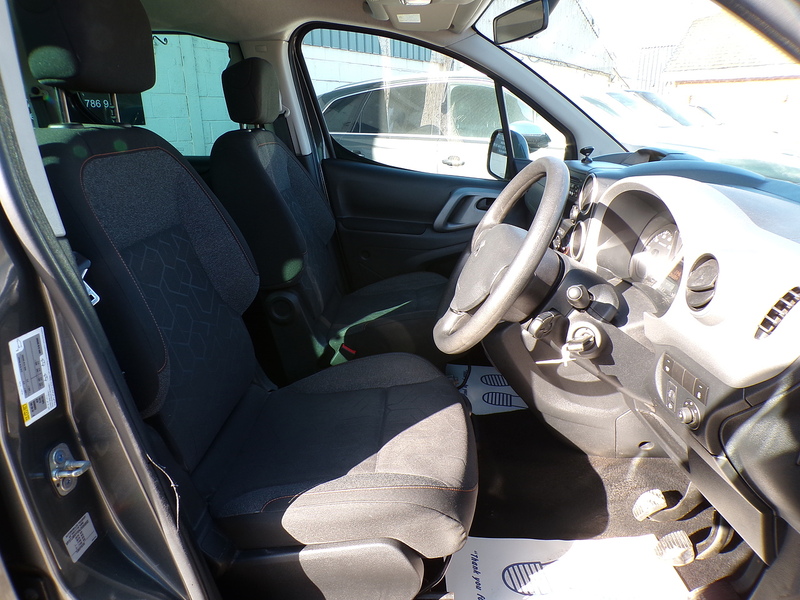 Peugeot Partner  - U1863