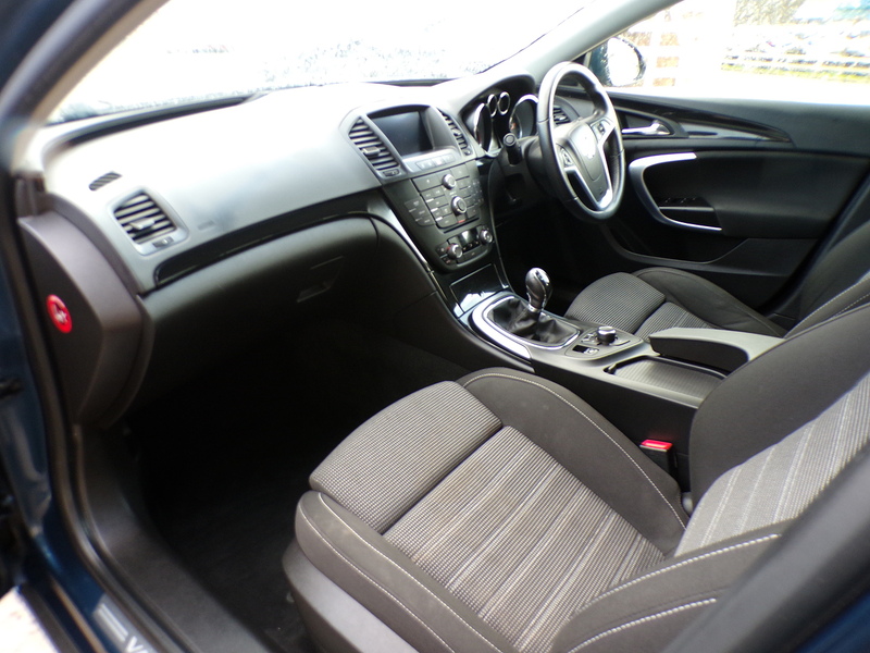 Vauxhall Insignia CDTi ecoFLEX SRi Nav - U1864