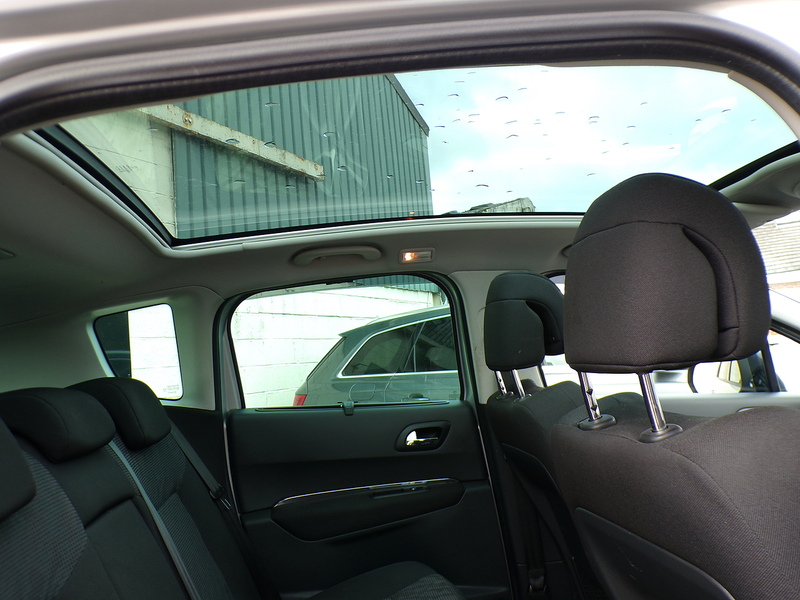 Peugeot 3008 HDi Exclusive - U1868