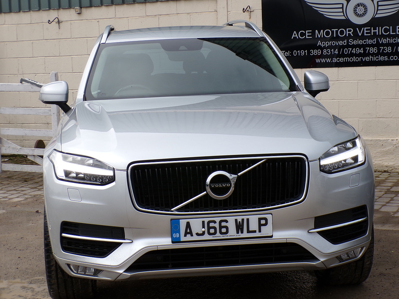 Volvo XC90 D5 PowerPulse Momentum - U1869