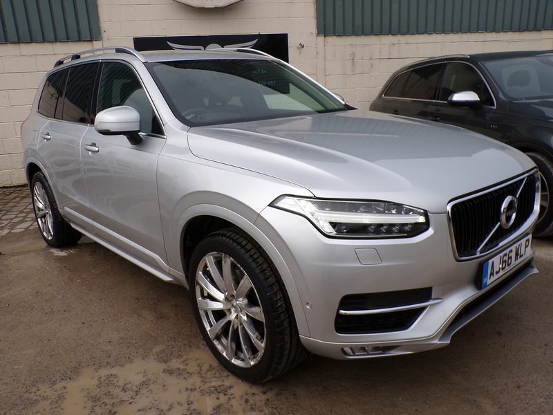 Volvo XC90 D5 PowerPulse Momentum - U1869