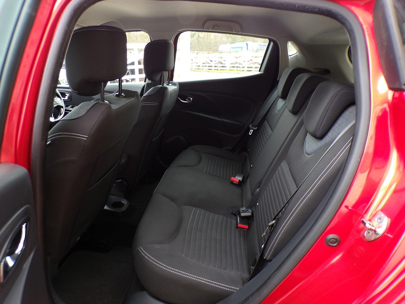 Renault Clio dCi Dynamique S MediaNav - U1870