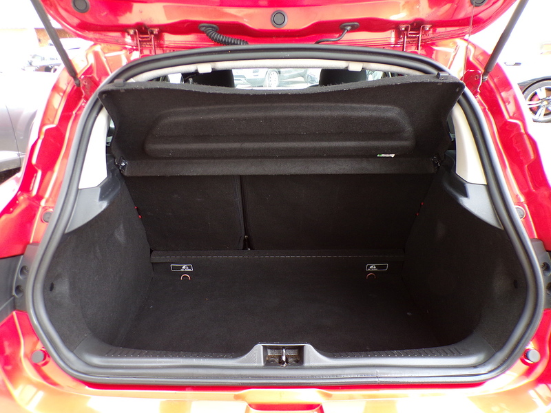 Renault Clio dCi Dynamique S MediaNav - U1870