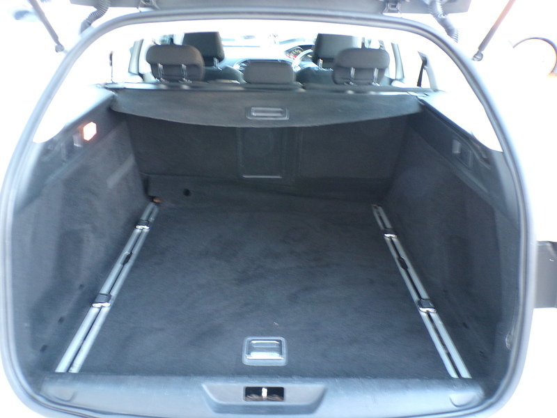 Peugeot 308 SW BlueHDi Allure - U1874