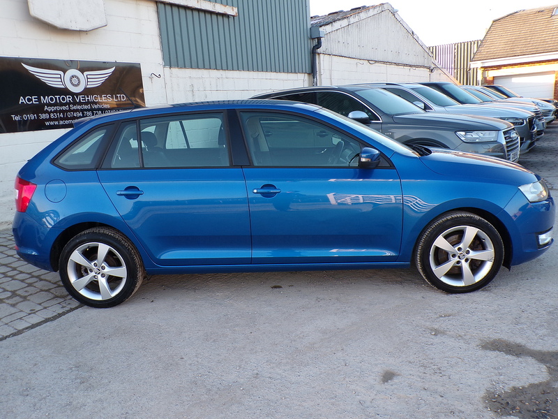 Skoda Rapid Spaceback TDI SE Tech - U1879