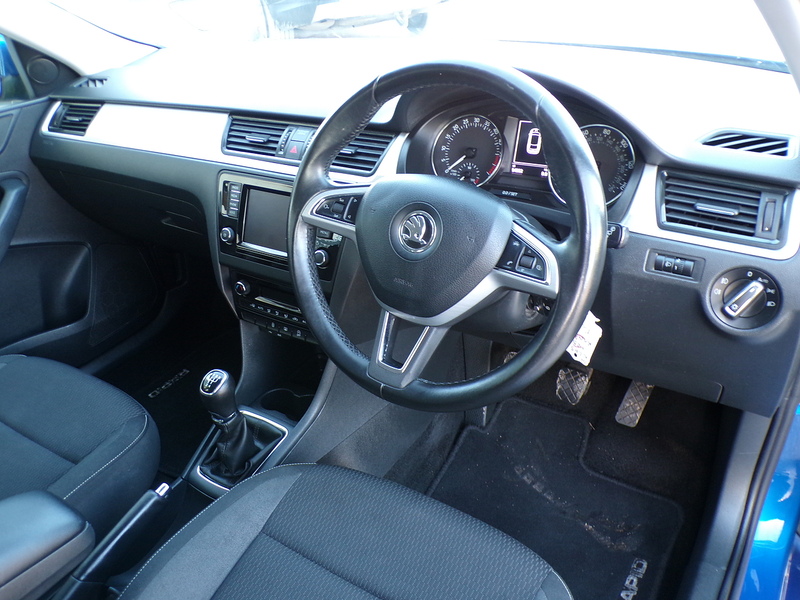 Skoda Rapid Spaceback TDI SE Tech - U1879