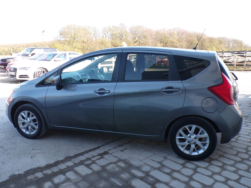 Nissan Note Acenta Premium - U1883