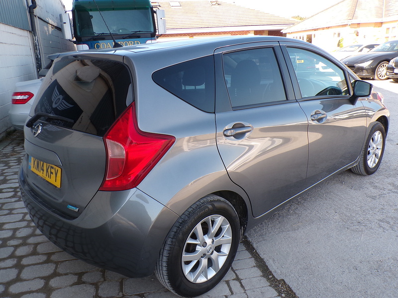 Nissan Note Acenta Premium - U1883