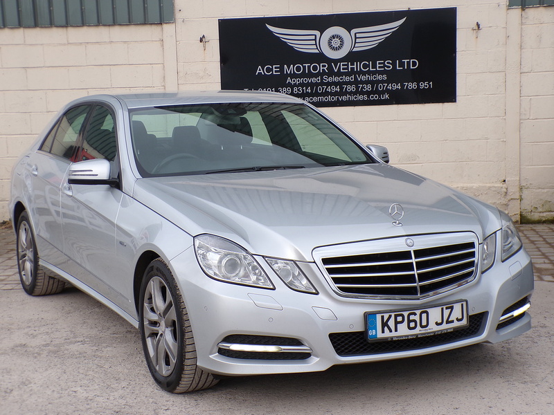 Mercedes-Benz E Class E250 CDI BlueEfficiency Avantgarde - U1889