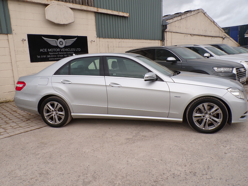 Mercedes-Benz E Class E250 CDI BlueEfficiency Avantgarde - U1889