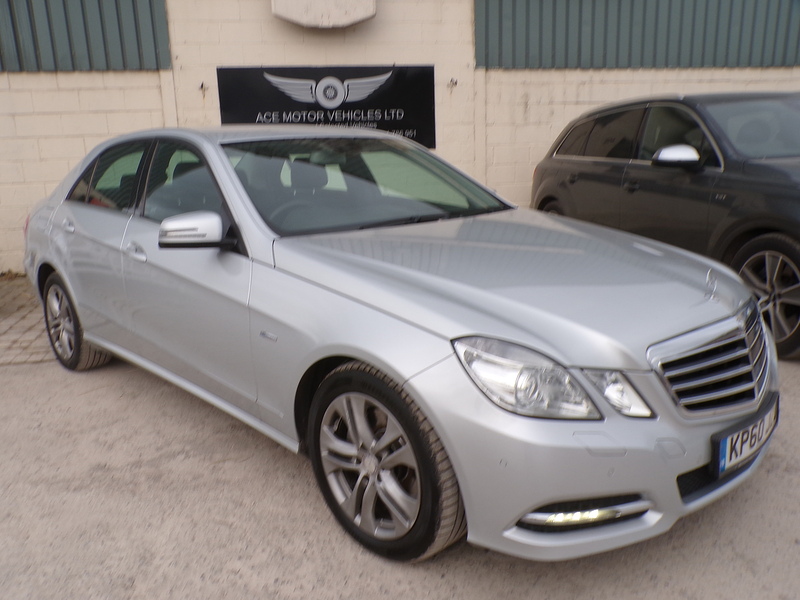 Mercedes-Benz E Class E250 CDI BlueEfficiency Avantgarde - U1889