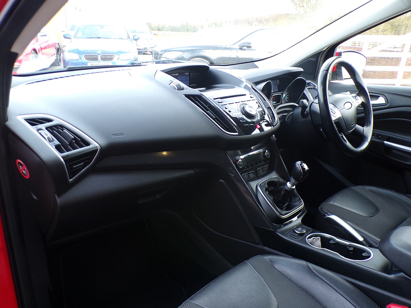 Ford Kuga TDCi Titanium - U1891