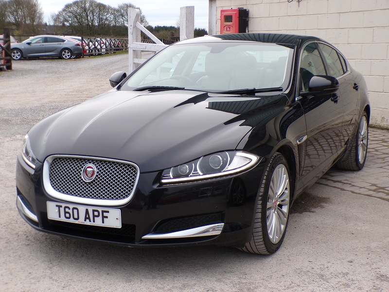 Jaguar XF d Portfolio - U1899