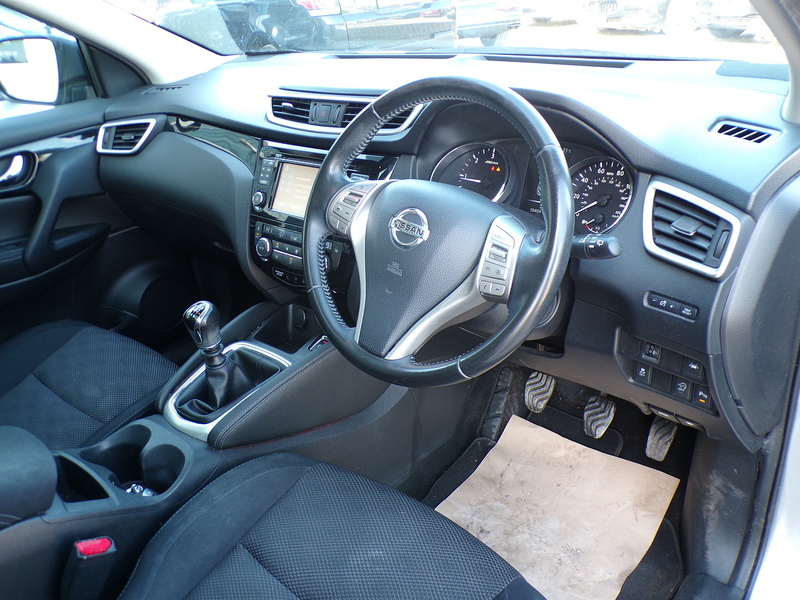 Nissan Qashqai dCi N-Connecta - U1901