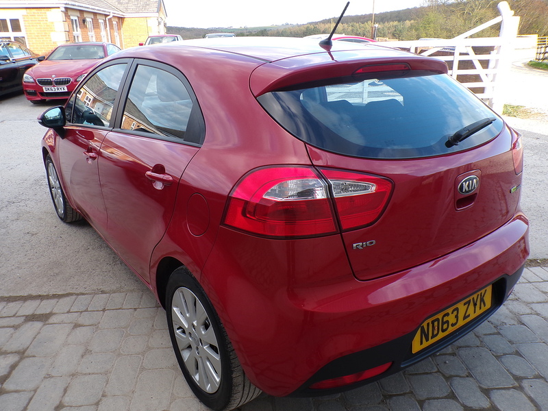 Kia Rio 2 - U1907