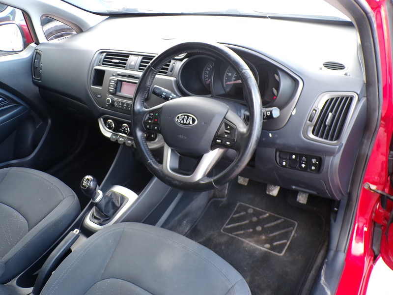 Kia Rio 2 - U1907