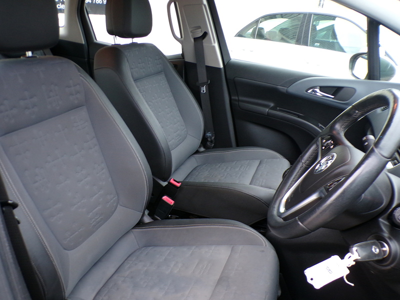 Vauxhall Meriva i Tech Line - U1915