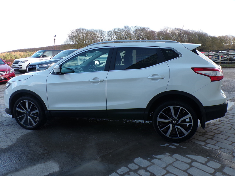 Nissan Qashqai dCi Tekna - U1916