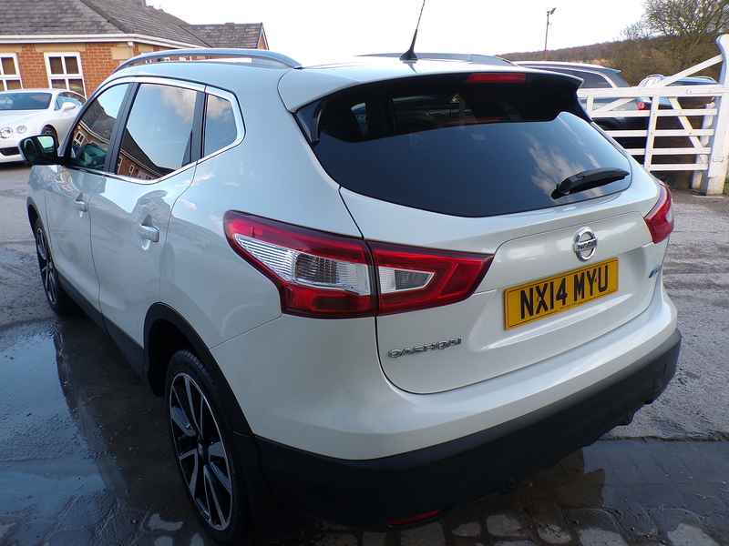Nissan Qashqai dCi Tekna - U1916