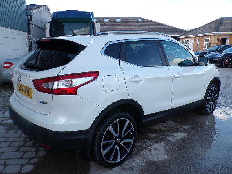 Nissan Qashqai dCi Tekna - U1916