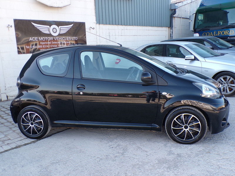 Toyota AYGO VVT-i Ice - U1920