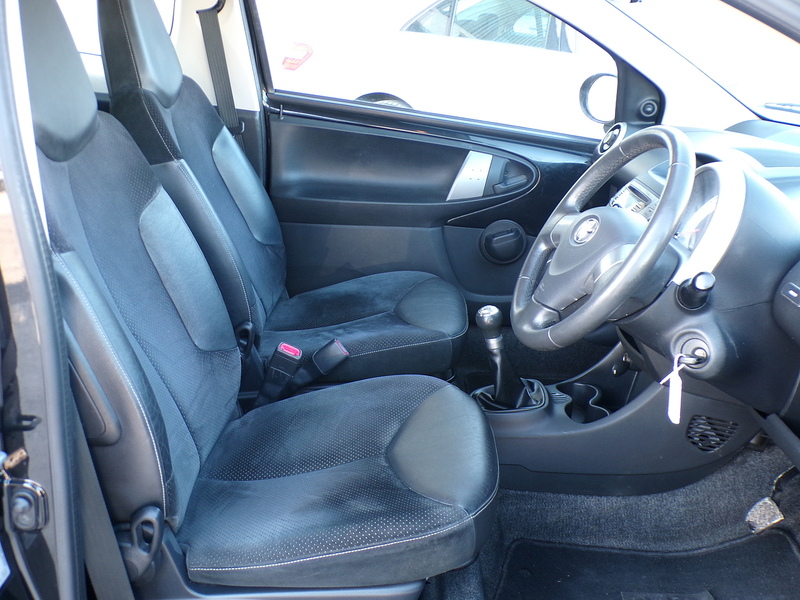 Toyota AYGO VVT-i Ice - U1920