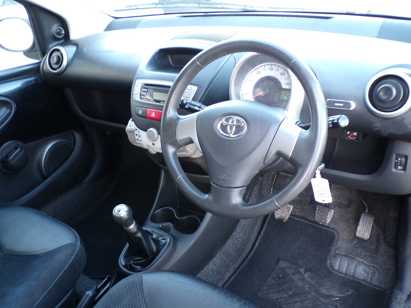 Toyota AYGO VVT-i Ice - U1920