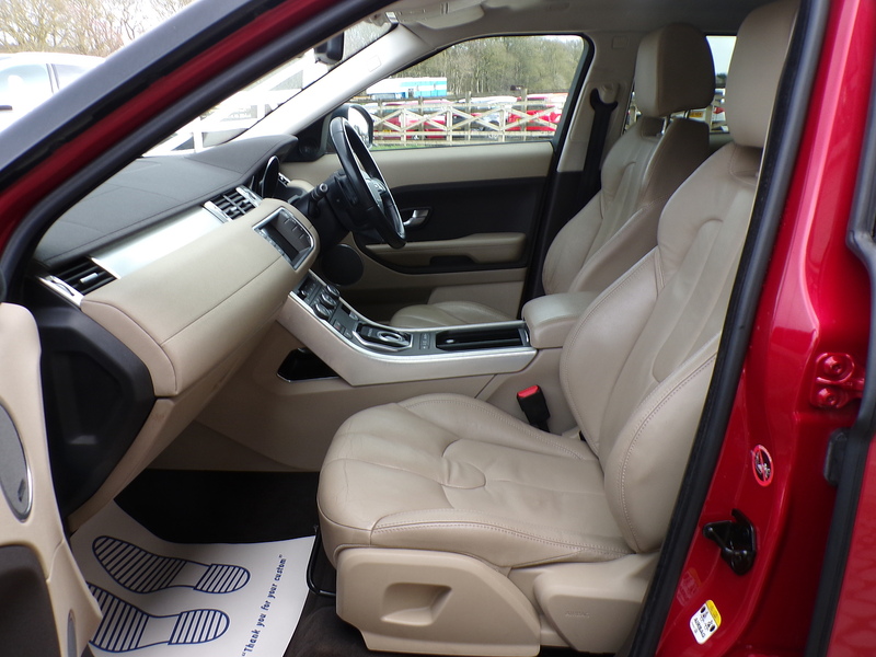 Land Rover Range Rover Evoque SD4 Pure Tech - U1921