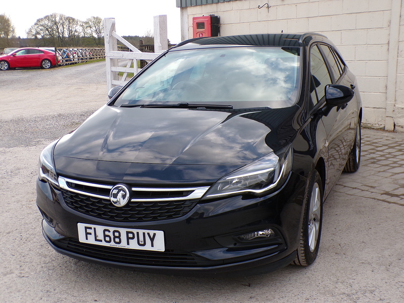 Vauxhall Astra CDTi ecoTEC BlueInjection Design - U1922